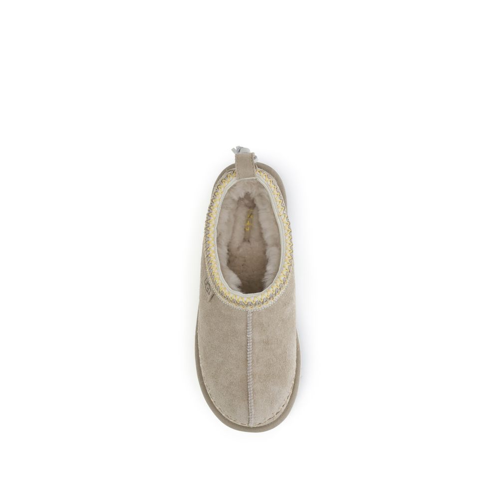 Beige Leather Moccassin