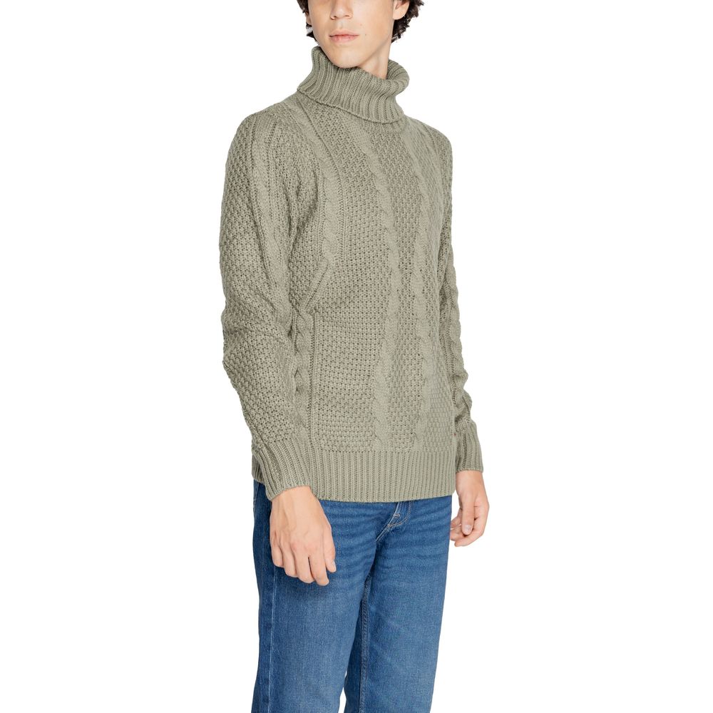 Green Polyester Turtleneck