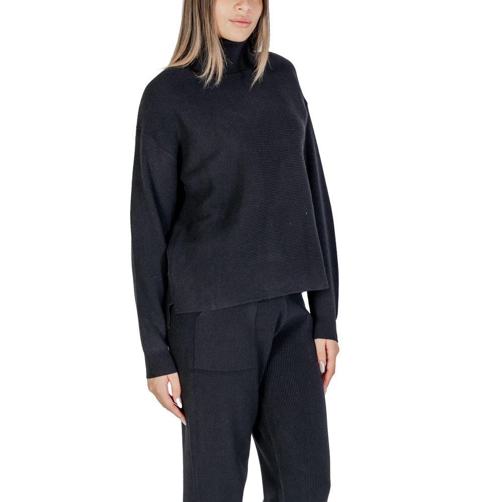 Black Viscose Turtleneck