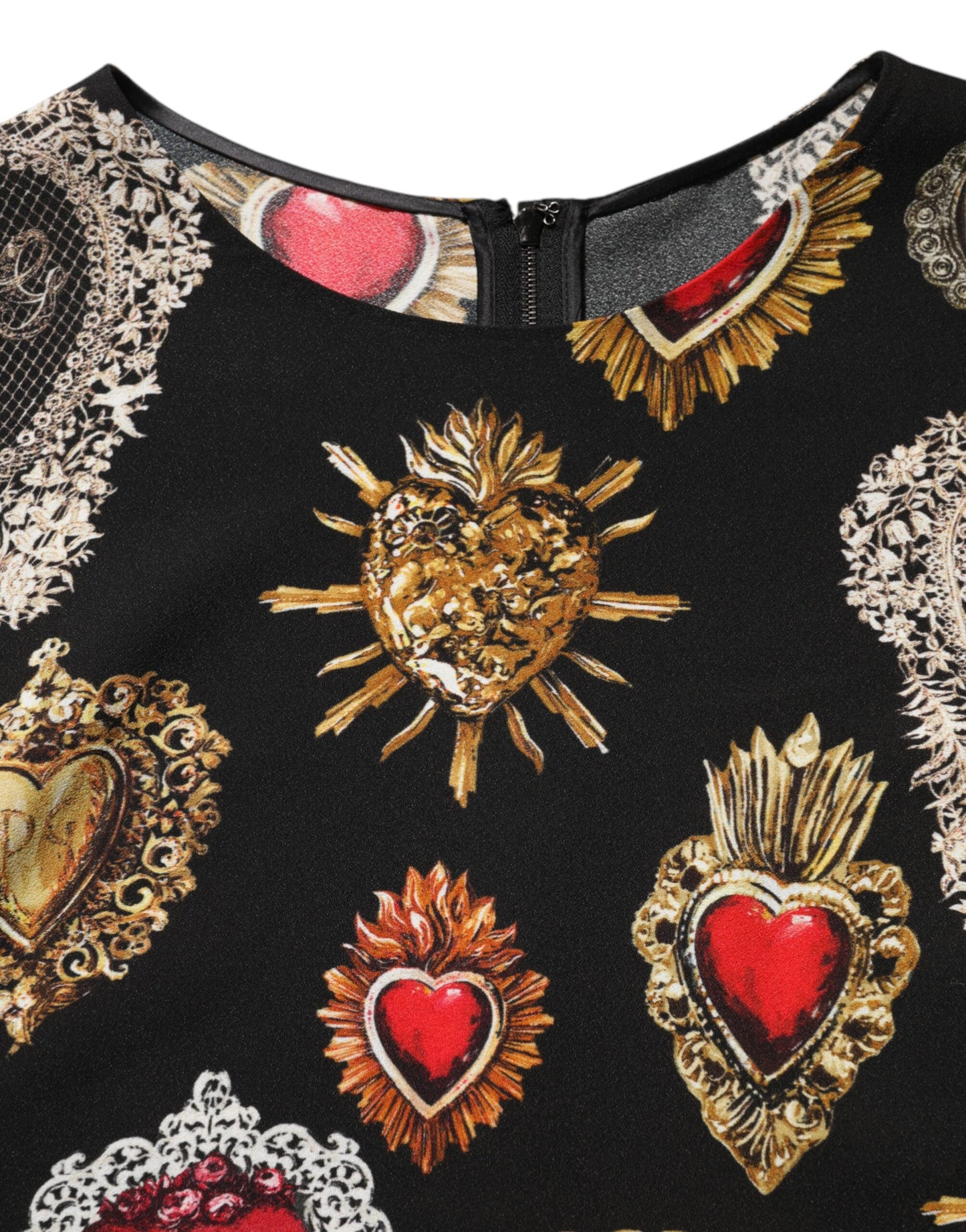 Black Sacred Heart Print Long Sleeves Top